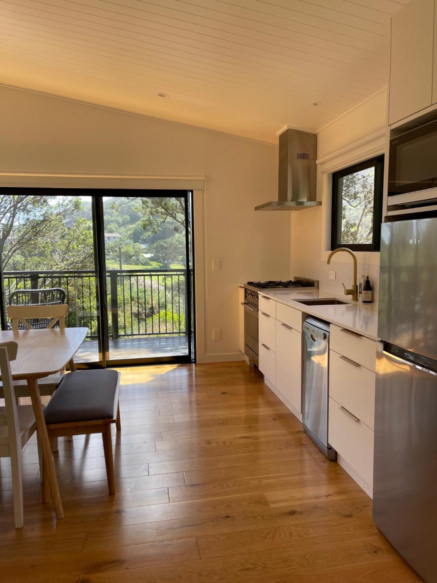 Ruruwai - Piha Appartement Buitenkant foto